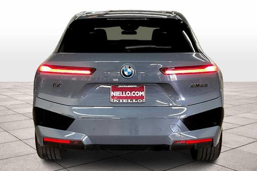 2025 BMW iX M60
