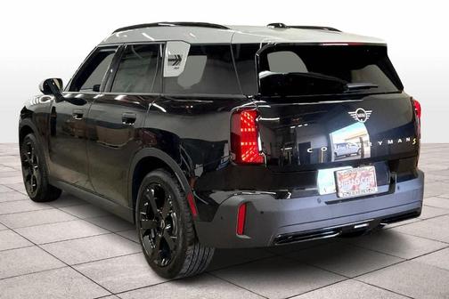 2025 MINI Countryman Base