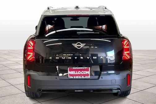 2025 MINI Countryman Base