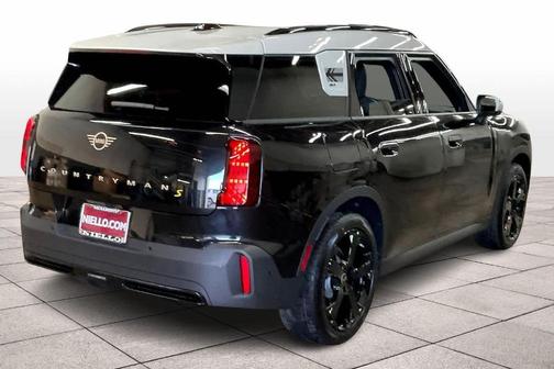 2025 MINI Countryman Base