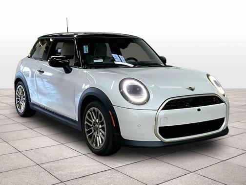 White Metallic 2026 MINI Hardtop S