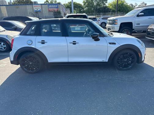 2023 MINI Hardtop Cooper S