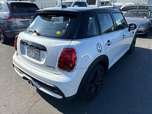 2023 MINI Hardtop Cooper S