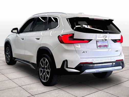 Alpine White 2026 BMW X1 xDrive28i
