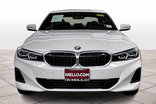 2025 BMW 330 i xDrive