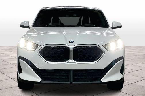 2025 BMW X2 xDrive28i