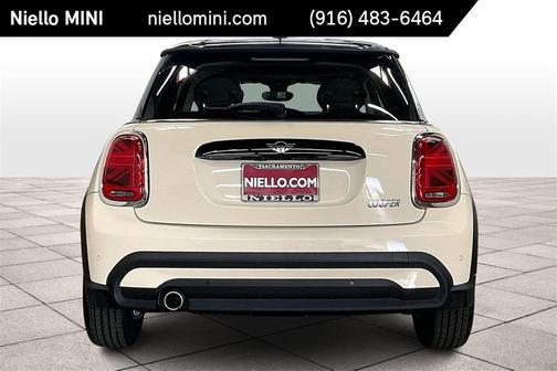 2023 MINI Hardtop Cooper