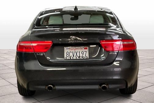 2017 Jaguar XE 25t Premium