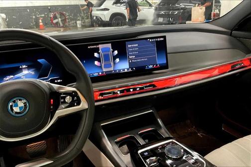 2025 BMW i7 xDrive60