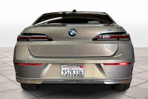 2025 BMW i7 xDrive60