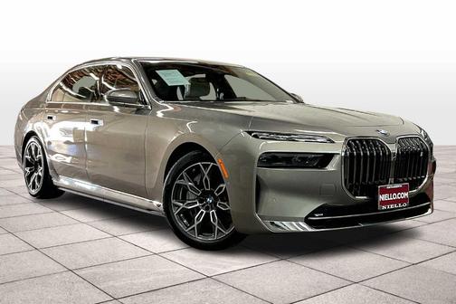 2025 BMW i7 xDrive60