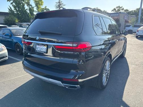 2022 BMW X7 xDrive40i