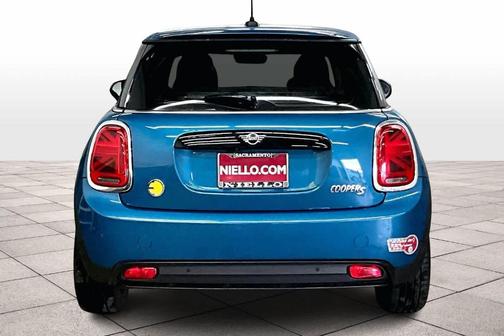 2024 MINI SE Hardtop Cooper