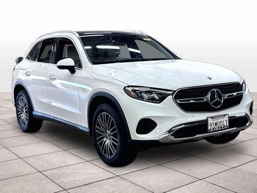 Polar White 2025 Mercedes-Benz GLC 300 Base