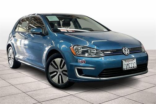2016 Volkswagen e-Golf SE