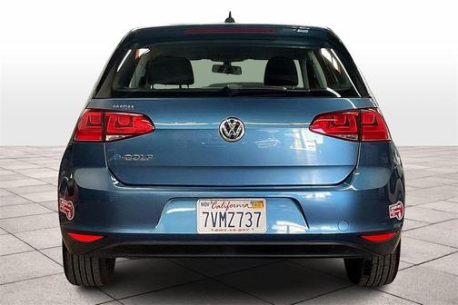 2016 Volkswagen e-Golf SE