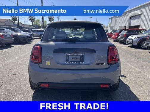 2022 MINI SE Hardtop Cooper