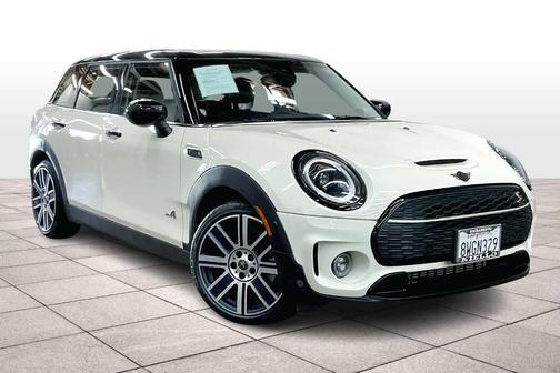 2022 MINI Clubman Cooper S ALL4