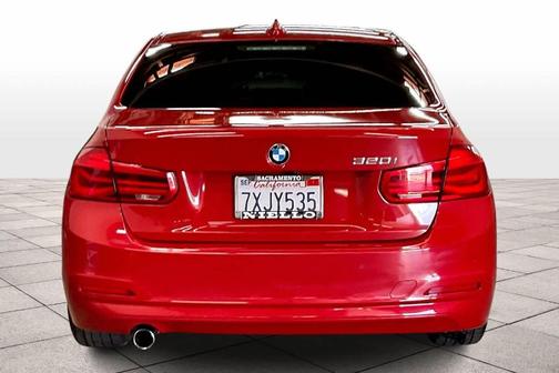 2016 BMW 320 i