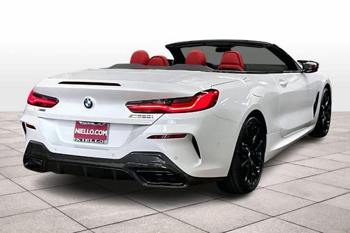 2026 BMW M850 i xDrive