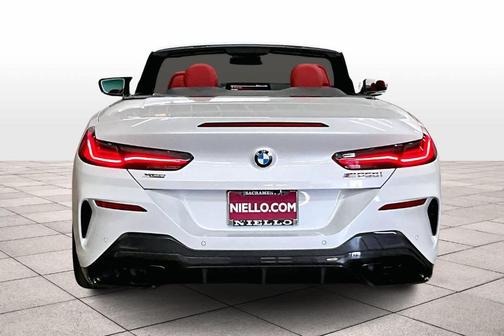 2026 BMW M850 i xDrive