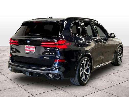 Carbon Black 2026 BMW X5 PHEV xDrive50e