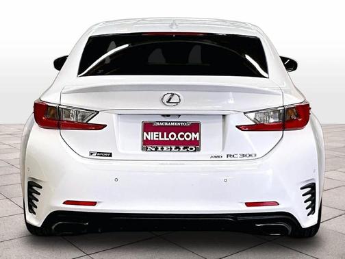 Ultra White 2016 Lexus RC 300 Base