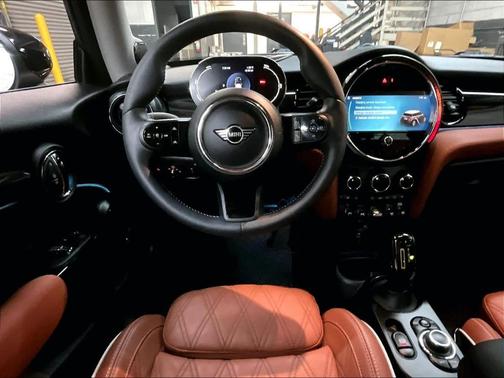 2024 MINI SE Hardtop Cooper