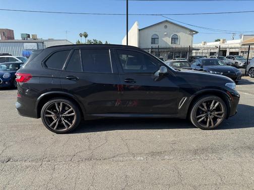 2020 BMW X5 M50i