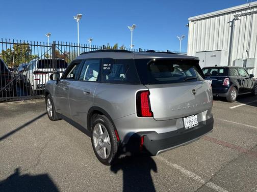 2025 MINI Countryman S