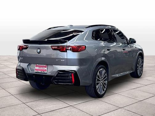 Gray Metallic 2026 BMW X2 xDrive28i