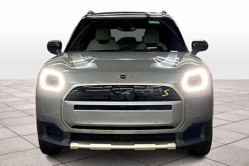 2025 MINI Countryman Base