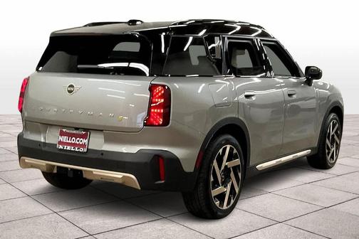 2025 MINI Countryman Base