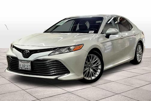 2019 Toyota Camry XLE