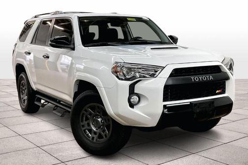 2020 Toyota 4Runner Venture