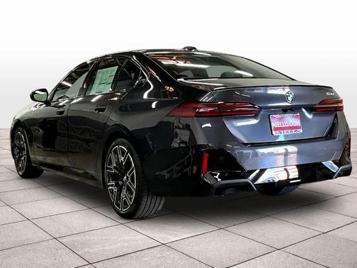 Dark Graphite Metallic 2026 BMW 530 i