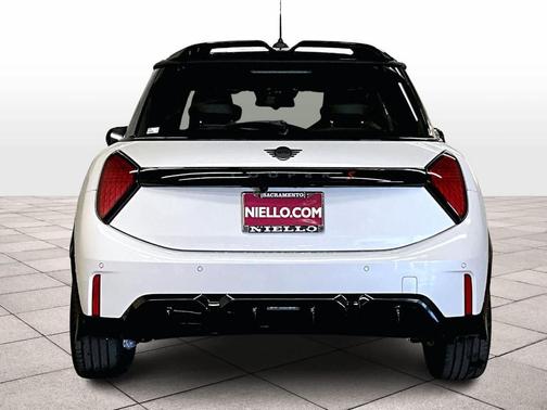 White Metallic 2026 MINI Hardtop S