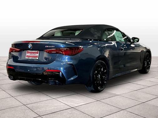 Arctic Race Blue Metallic 2026 BMW M440 i