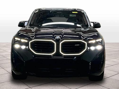 Carbon Black Metallic 2023 BMW XM Base