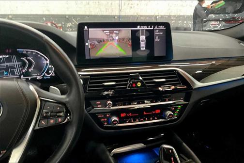 2023 BMW 530e 530e