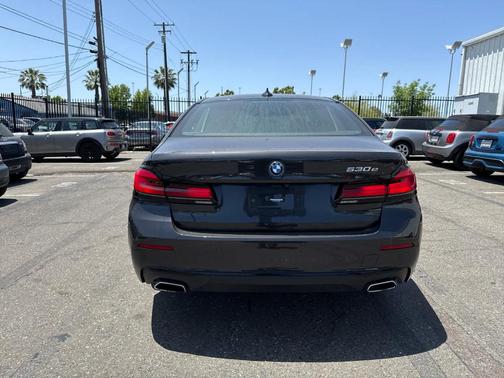 2023 BMW 530e 530e
