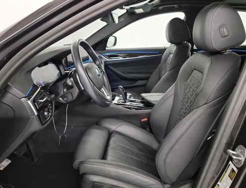 2023 BMW 530e 530e