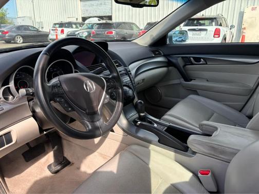 2010 Acura TL Technology