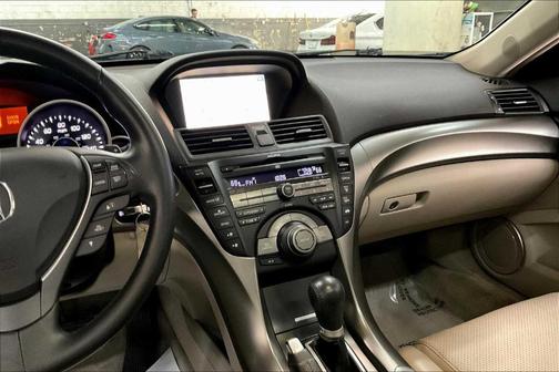 2010 Acura TL Technology