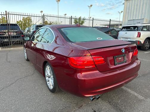 2011 BMW 328 i