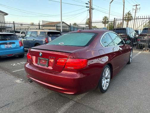 2011 BMW 328 i