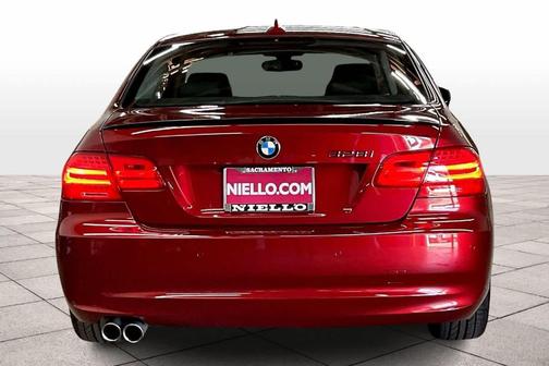 2011 BMW 328 i