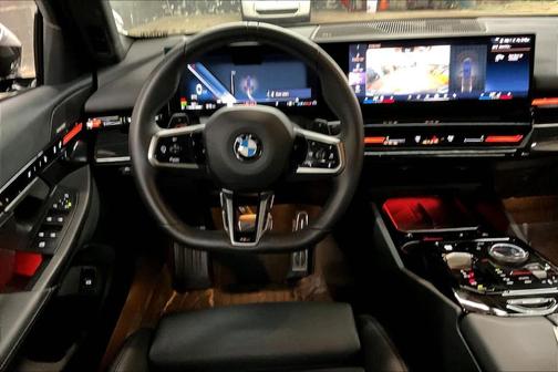 2025 BMW 530 i