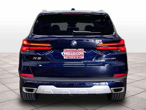 Tanzanite Blue II Metallic 2026 BMW X5 xDrive40i