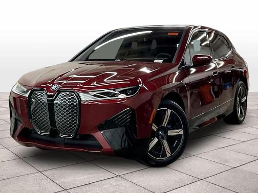 Aventurin Red Metallic 2025 BMW iX xDrive50